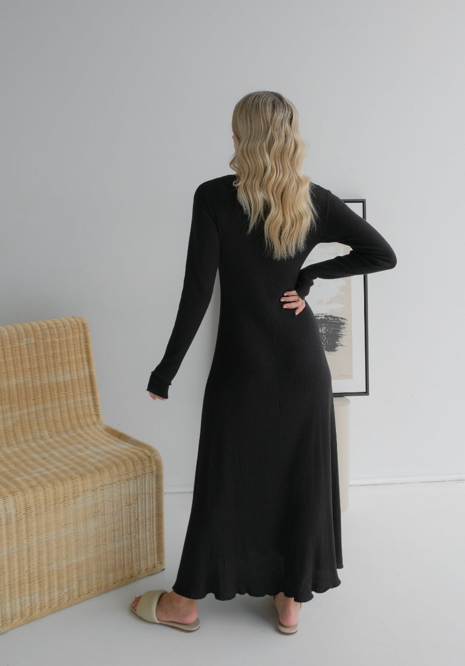 Miann &amp; Co Womens - Tanya V-Neck Ribbed Maxi Dress - Black