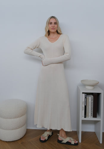 Miann & Co Womens - Tanya V-Neck Ribbed Maxi Dress - Frost